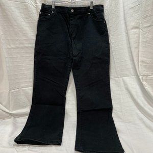 Ladies Levi's 505 Relaxed Boot Jeans size 16 Black